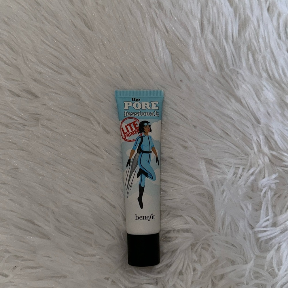 Benefit Porefessional Lite Primer